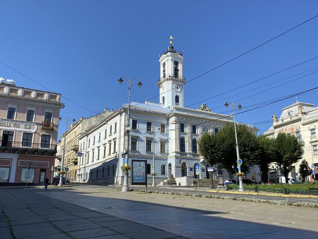 Чернівецька міська ратуша